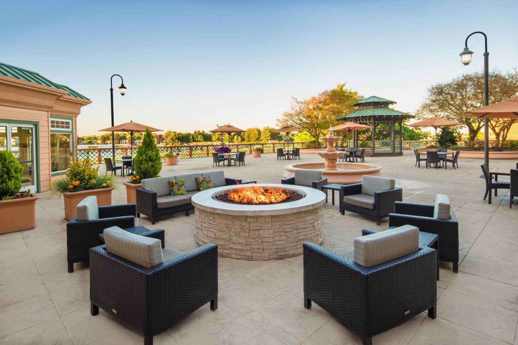 Courtyard By Marriott North 3* Portland