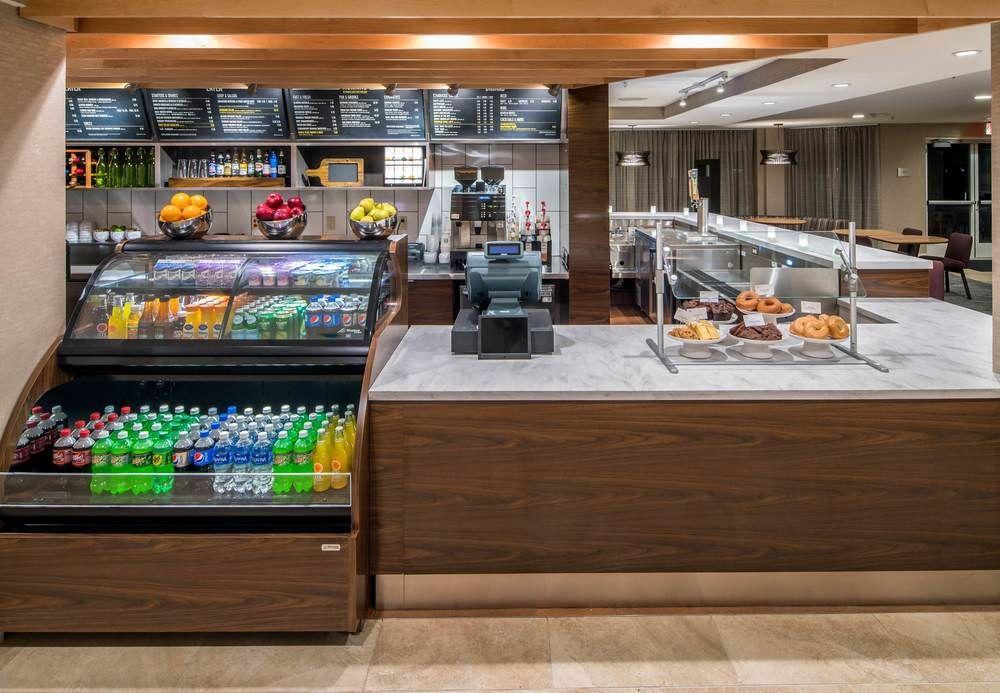 Courtyard By Marriott North Hotel Portland
