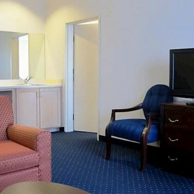 Courtyard By Marriott North Hotel 3*